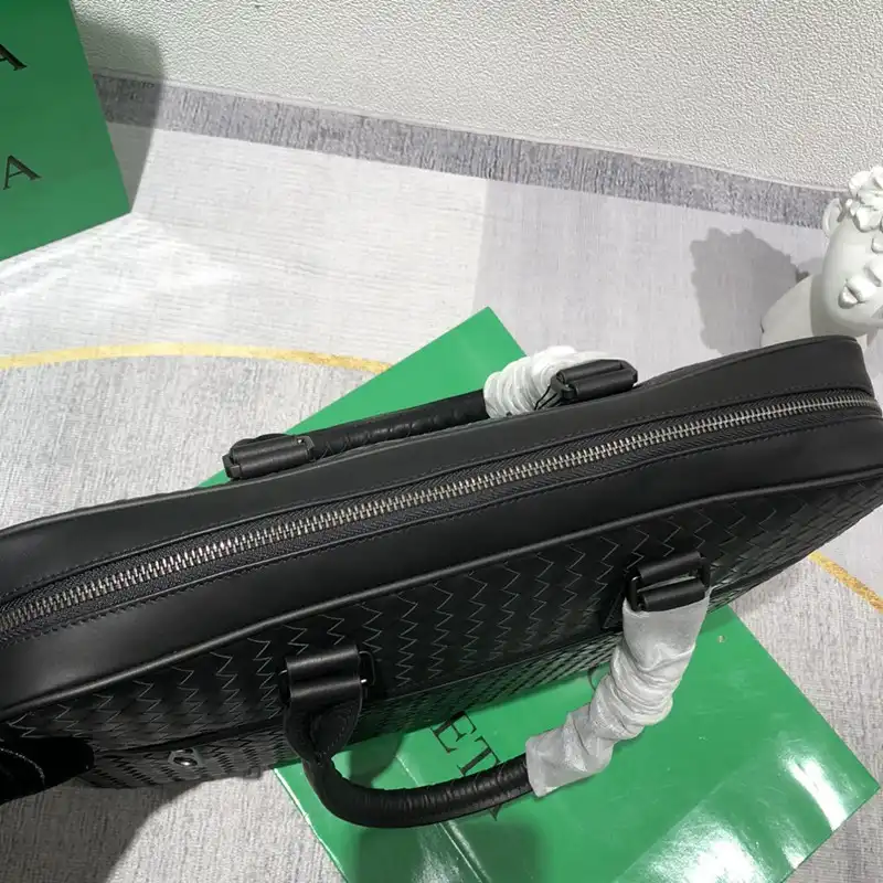 b0tt*ga Ven*ta bag 2306yz0037