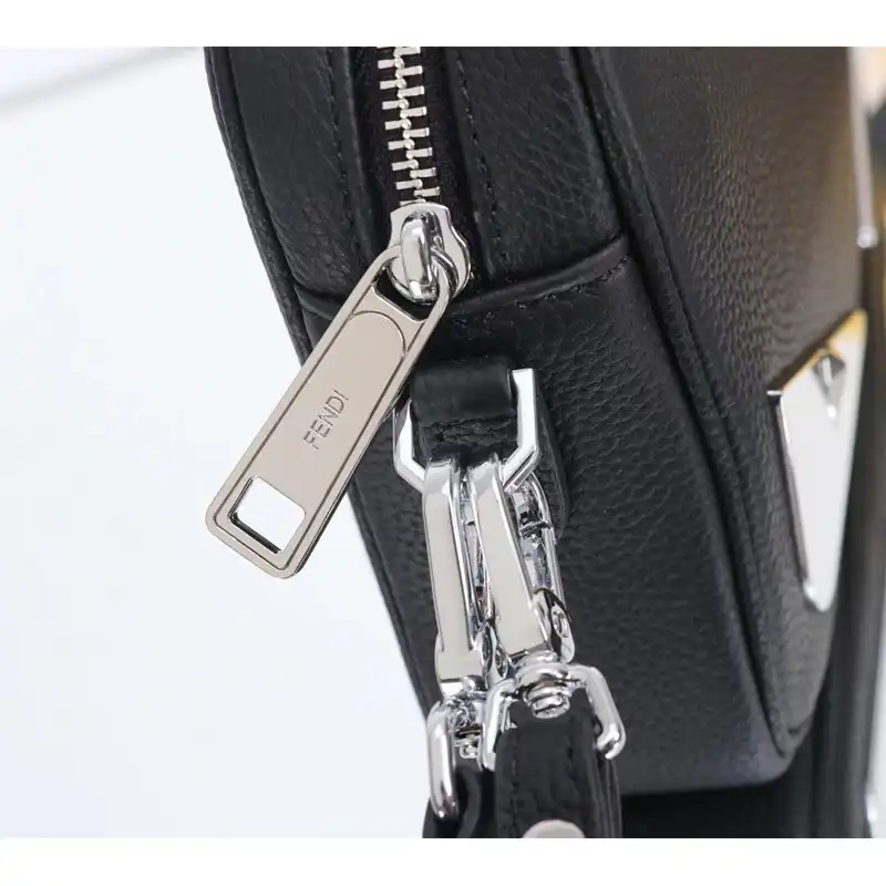 F**di bag 2309ya0100