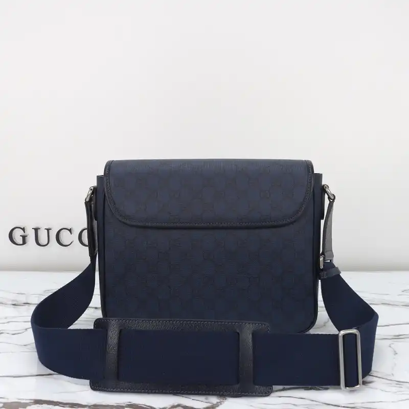 G*u*i bag 2309ya0107