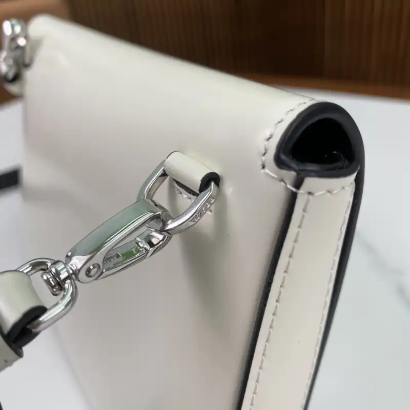 Pra*a bag 2309ya0147