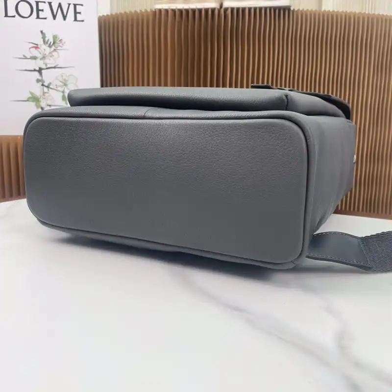 L0ew* bag 2309ya0160