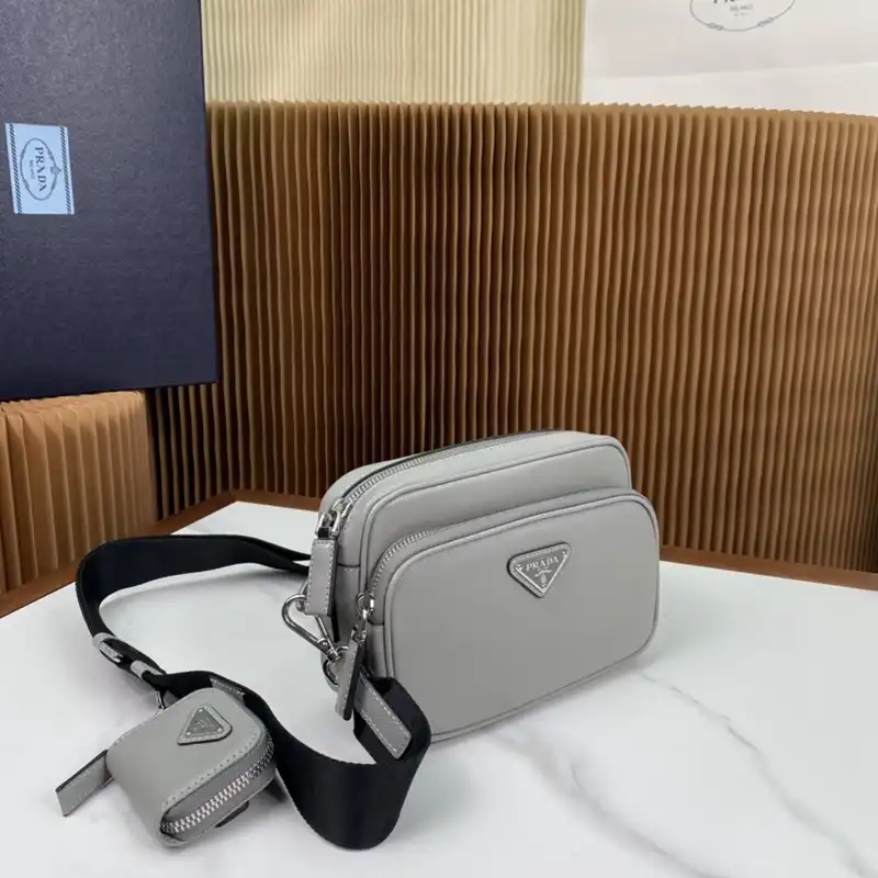 Pra*a bags 2311ya0031