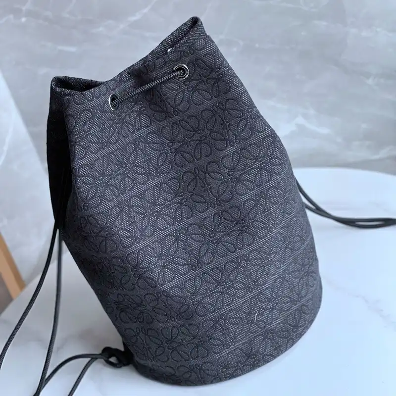 L0ew* bags 2311ya0089