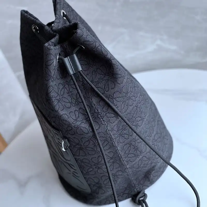 L0ew* bags 2311ya0089