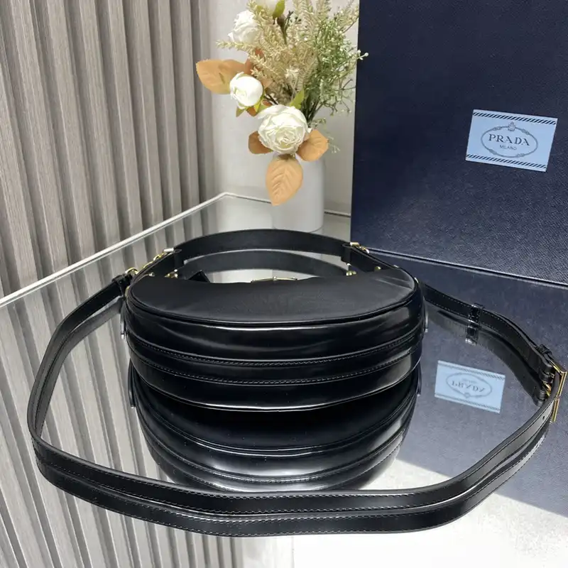 Pra*a bags 2401ya0001