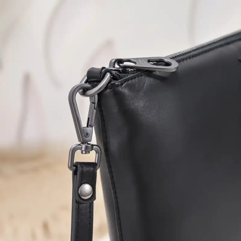 b0tt*ga Ven*ta bags 2401ya0013