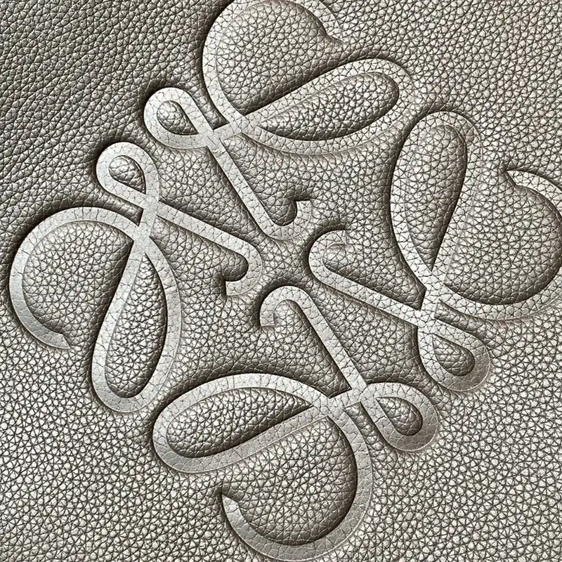 L0ew* bags 2401ya0160