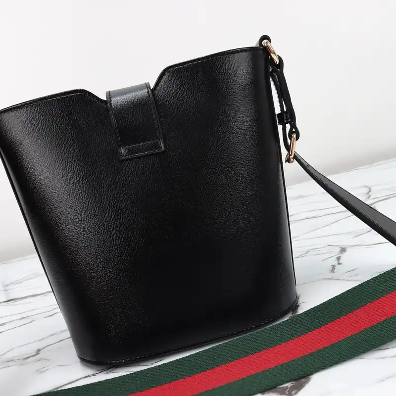 G*u*i bags 2405ya0120