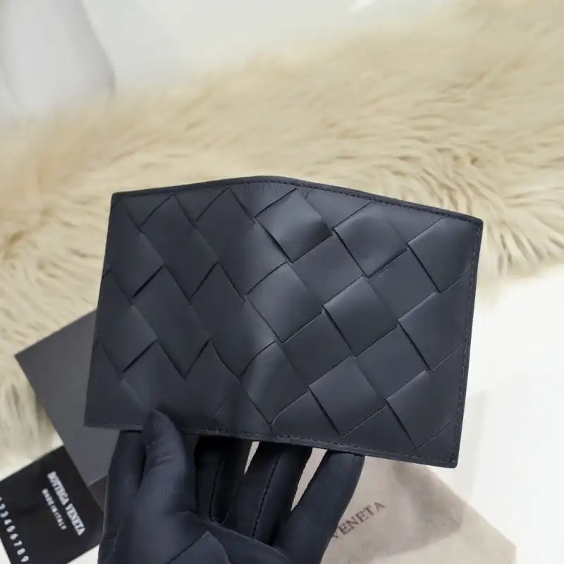 b0tt*ga Ven*ta bags 2406ya0008