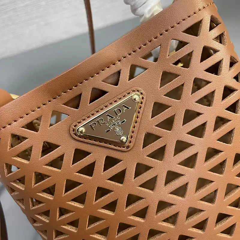 Pra*a bags 2406ya0171