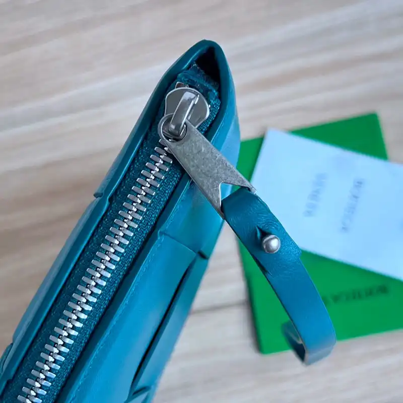 b0tt*ga Ven*ta bags 2409sf0015