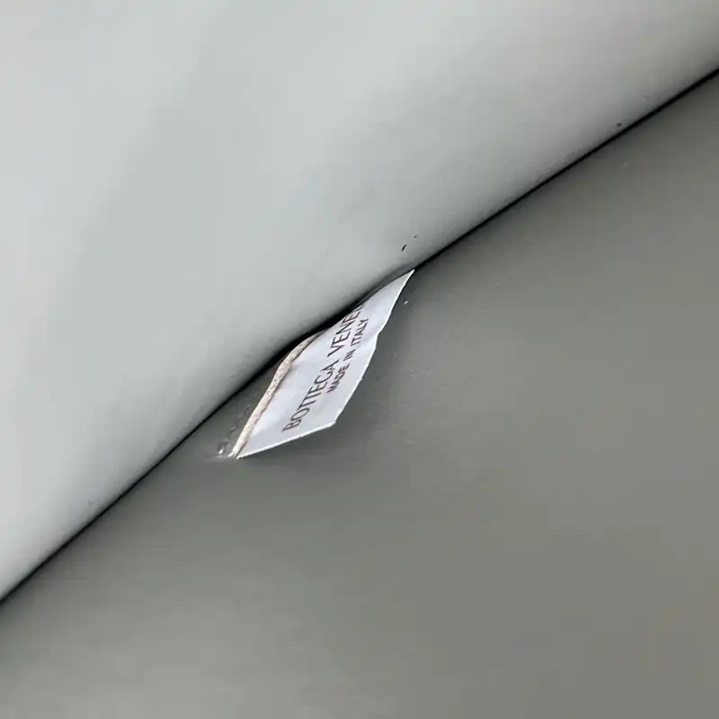 b0tt*ga Ven*ta bags 2409sf0019