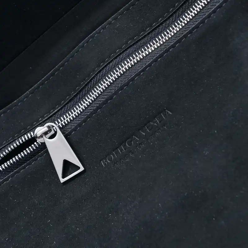 b0tt*ga Ven*ta bags 2409sf0058