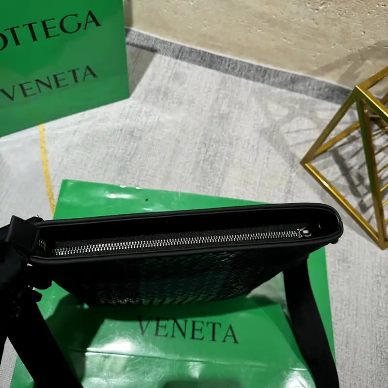 b0tt*ga Ven*ta bags 2409ya0085