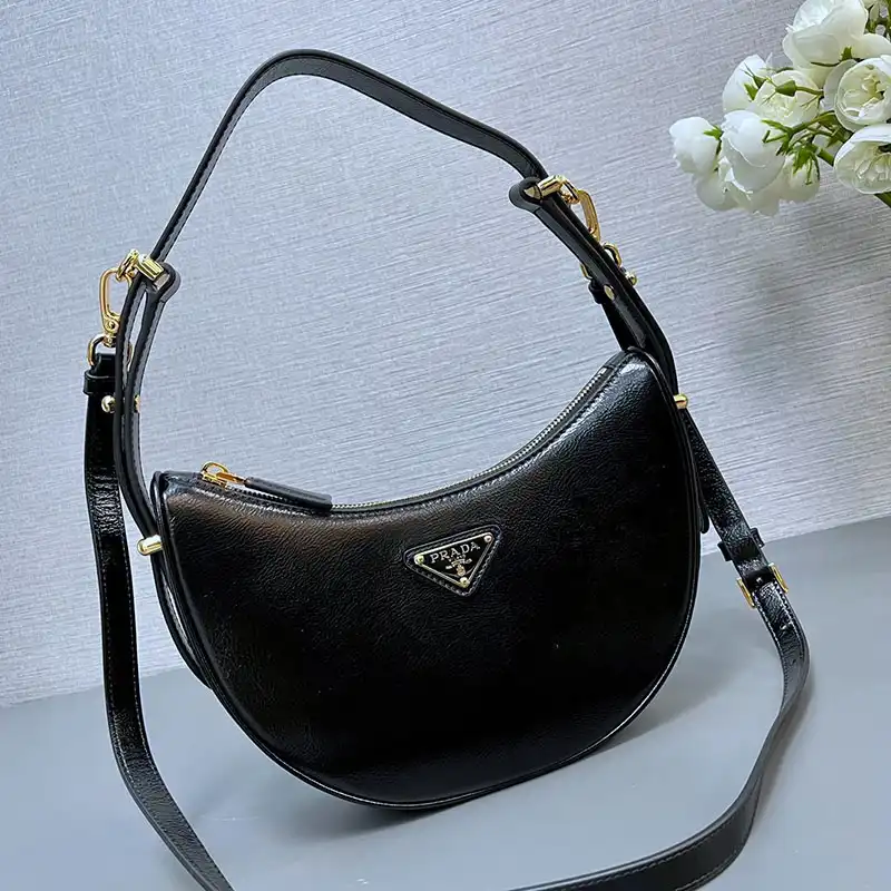 Pra*a bags 2409ya0107