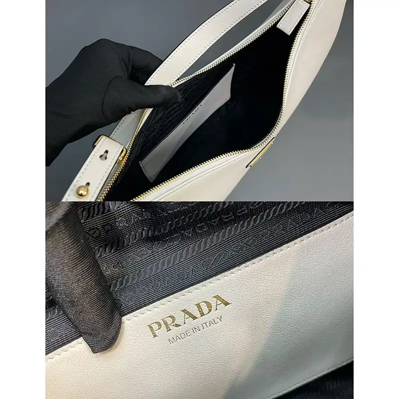 Pra*a bags 2409ya0110