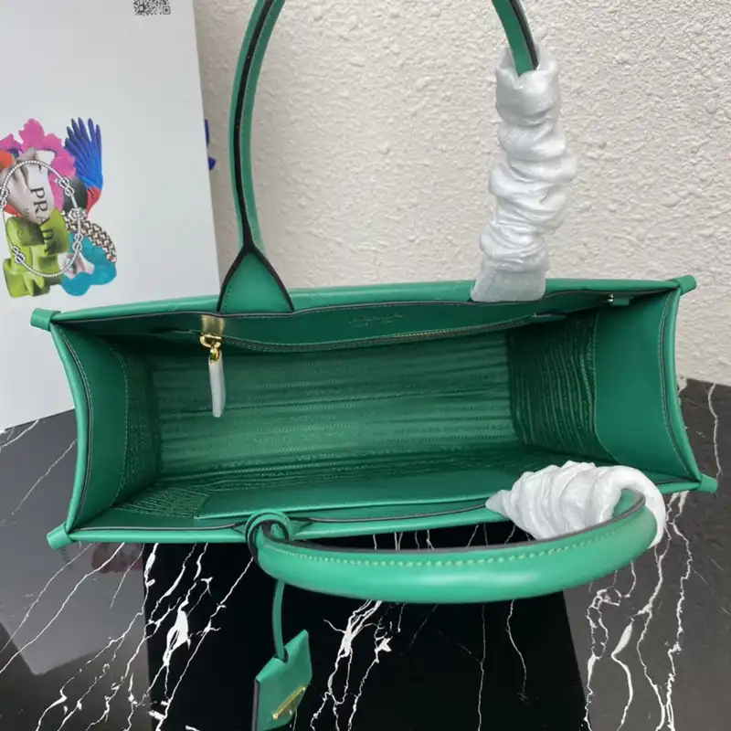 Pra*a bags 2410ya0097