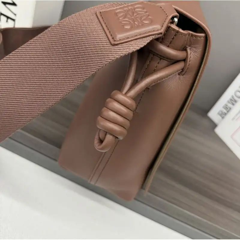 L0ew* bags 2410ya0150