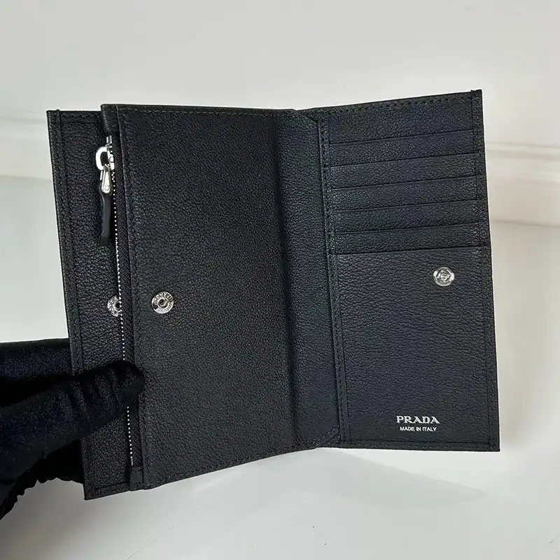 Pra*a bags 2411ya0009