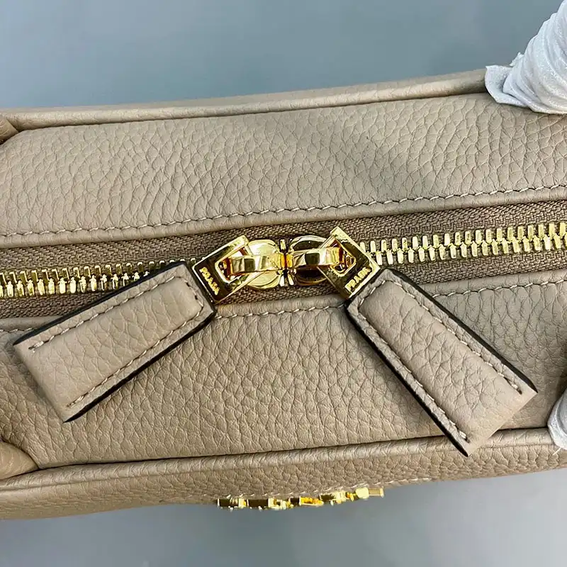 Pra*a bags 2411ya0023