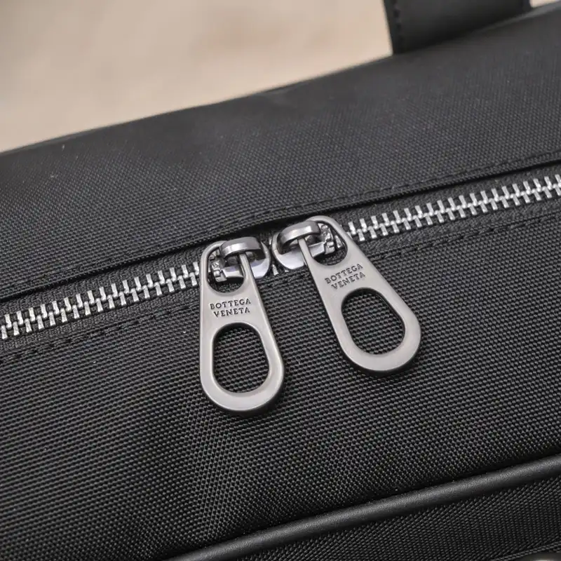 b0tt*ga Ven*ta bags 2411ya0044