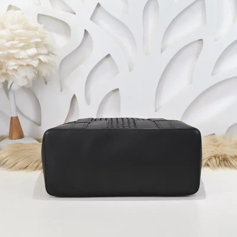 b0tt*ga Ven*ta bags 2411ya0053