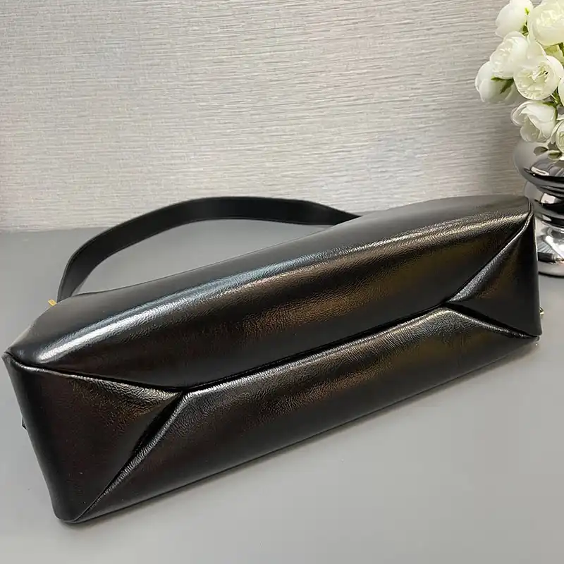 Pra*a bags 2411ya0065