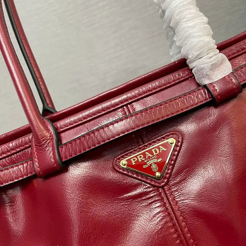 Pra*a bags 2411ya0152