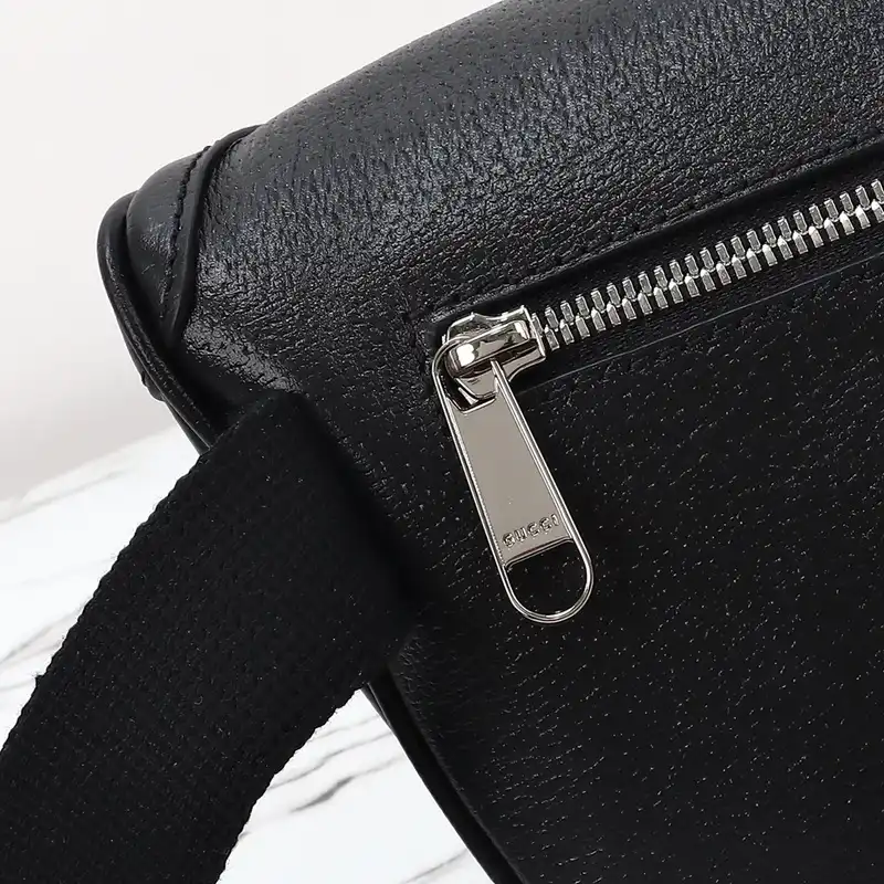 G*u*i bags 2411ya0162