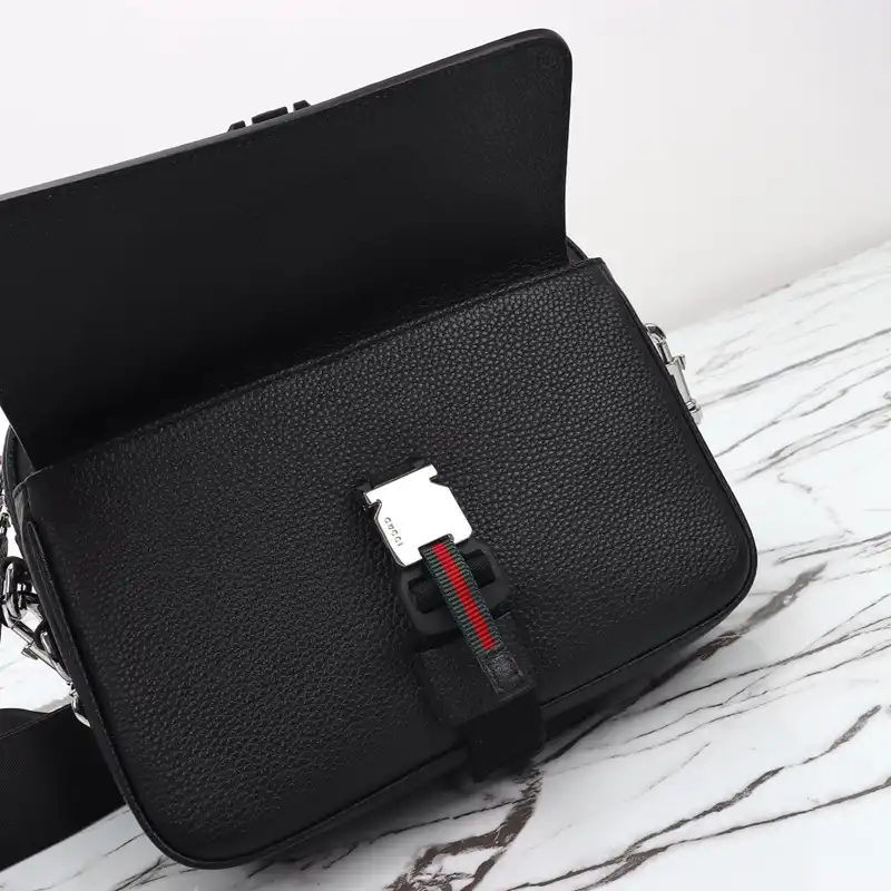 G*u*i bags 2411ya0205