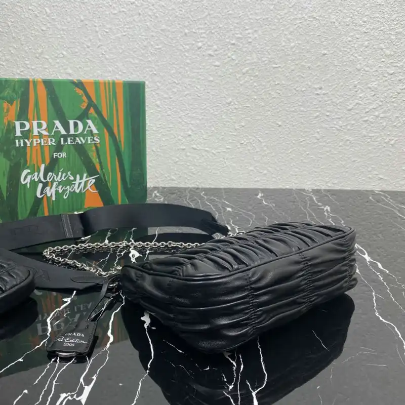 Pra*a bag 20dj11071