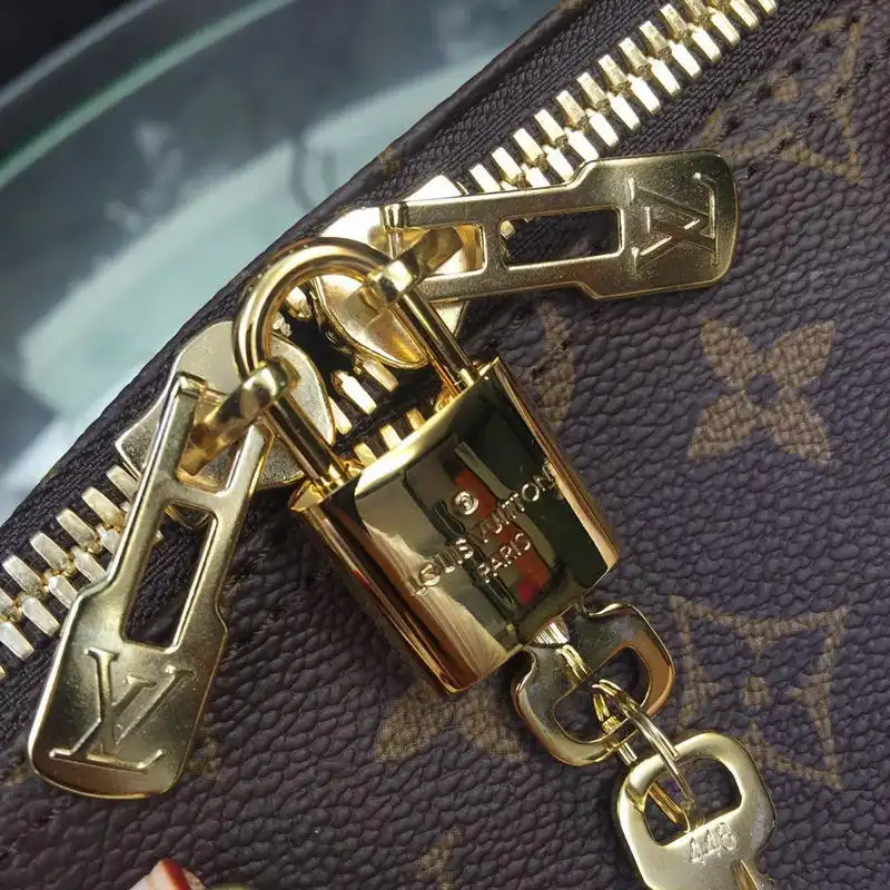 LV Bags 19T1L0433