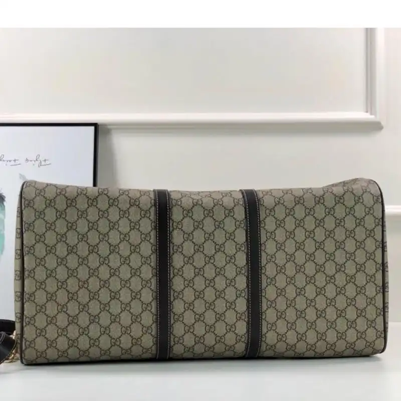 G*u*i bags 19t1l0677