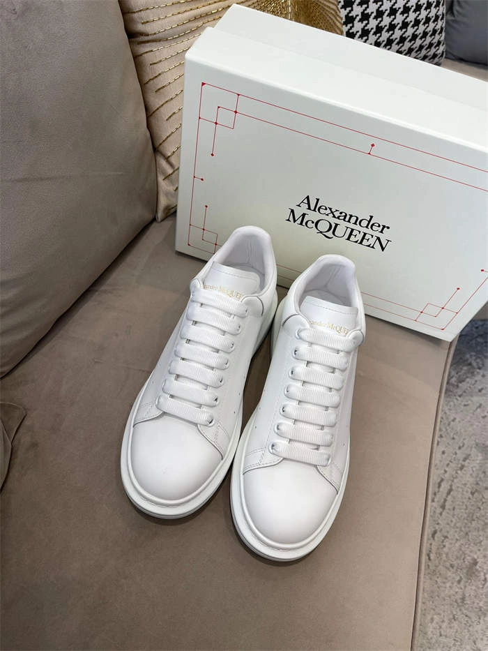 Alexander McQueen Oversized MoistureWicking 2583