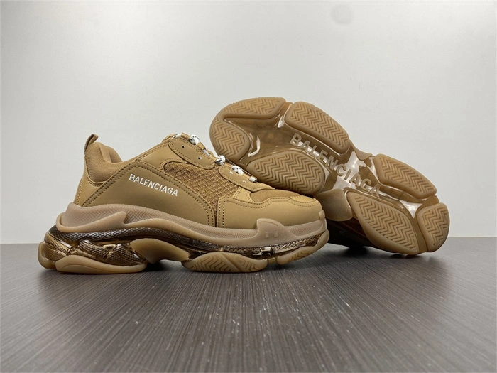 Comfortable BLCG Triple S Clear Sole Brown  541624 W2GA1 4444