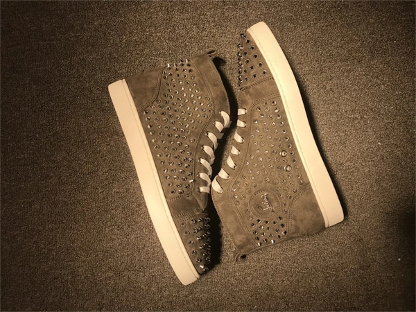 trendsetting Chr1st1an louboutin 2700