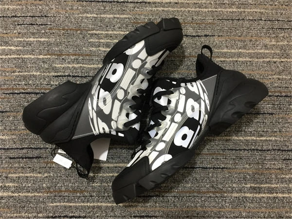 DR  Sneakers OnTrend 1331