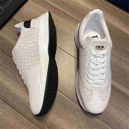 Sustainable DR Sneaker 1126