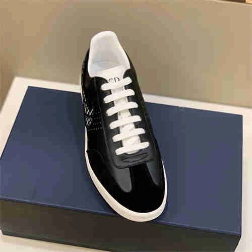 DR Sneaker Unique 1144