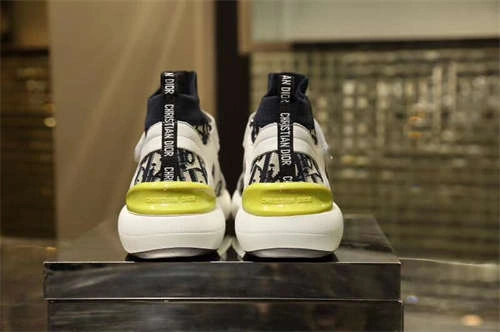 Breathable DR Sneaker 1204