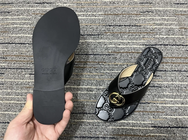 G*u*i slide flexible 404