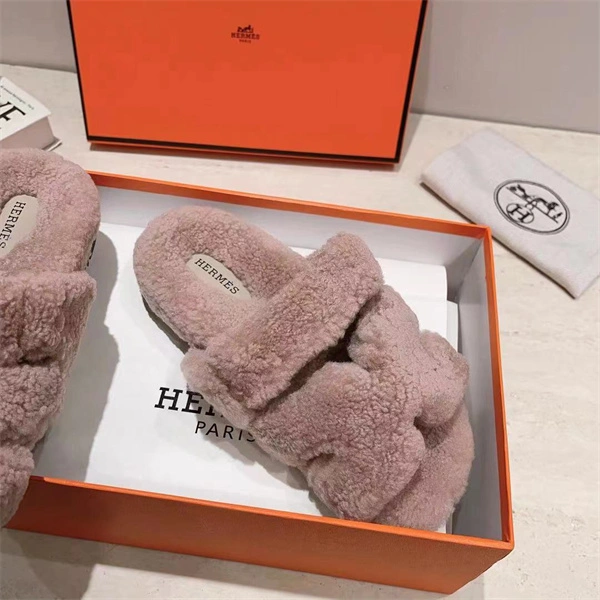 Efficient H Slipper 2380