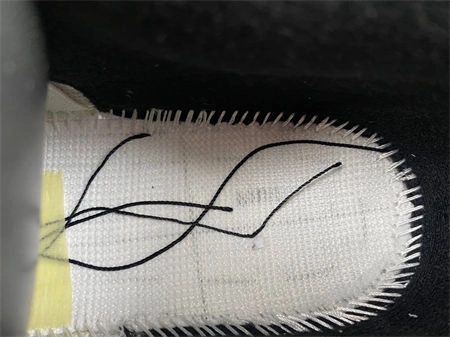 Jordan 4 Retro Red Cement DH6927- WrinkleFree 3939