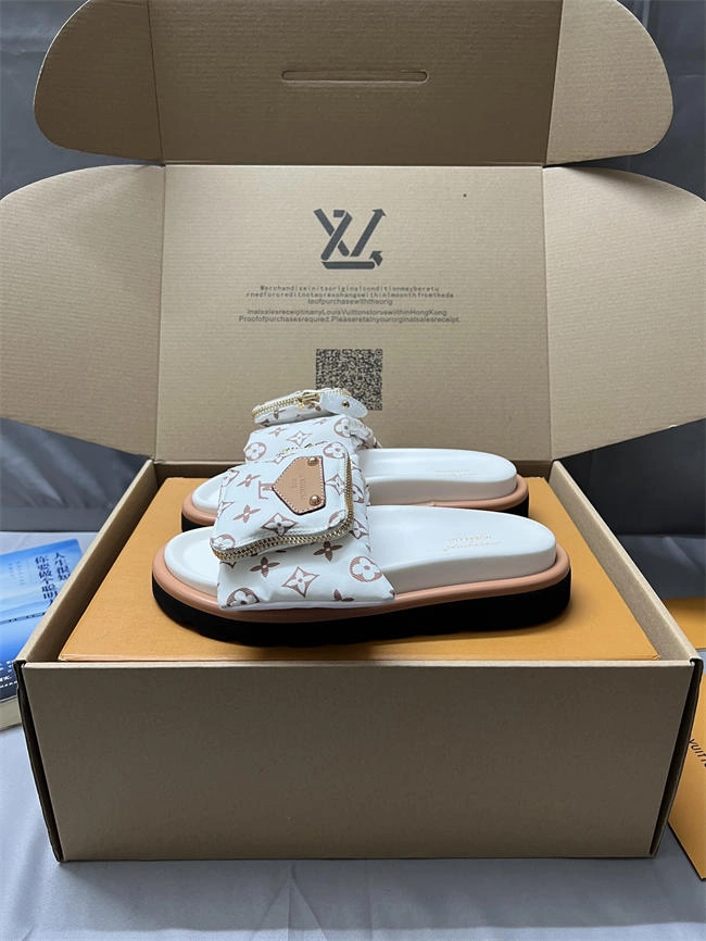 DailyWear Lv Slipper Orginal 5574