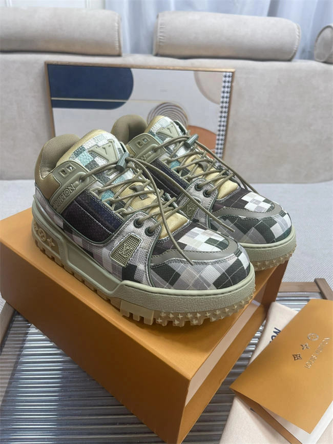 Lv Trainer Sneaker HighQuality 2104