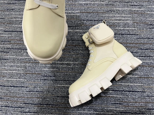 timeless Pra*a boot 3242