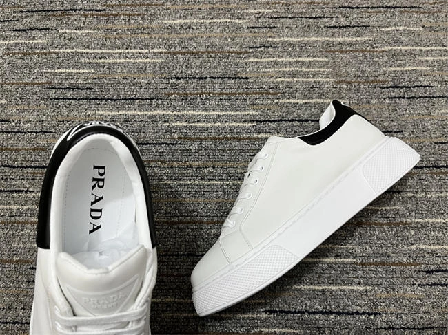 easymatch Pra*a leather sneaker 3318