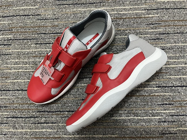 modern Pra*a sneaker 3361