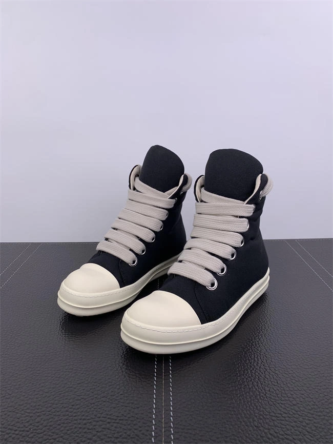 Lightweight Rick Owens sneaker 3494