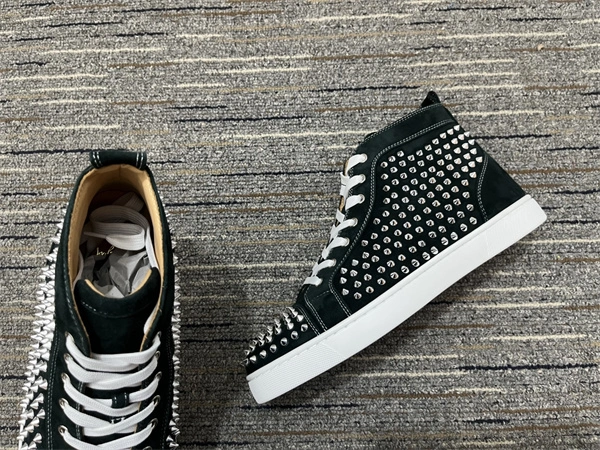 Chr1st1an louboutin modernlook 2667